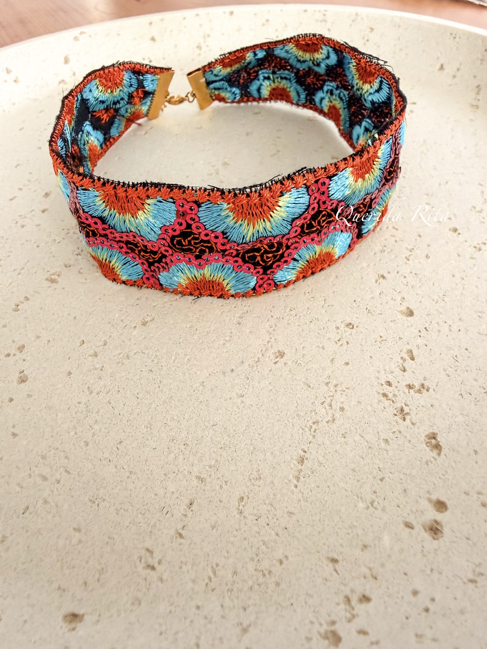 Choker MAELA